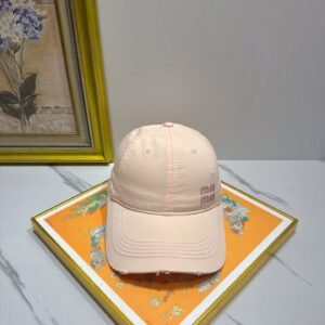 oMIUMIUo Hats 0489
