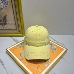 oMIUMIUo Hats 0490