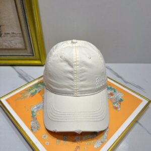 oMIUMIUo Hats 0491