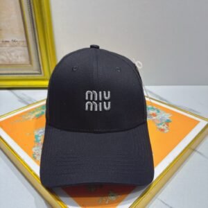 oMIUMIUo Hats 0500