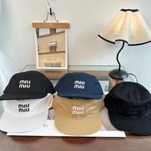 oMIUMIUo Hats 0527