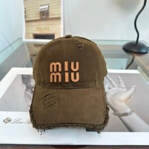 oMIUMIUo Hats 0550