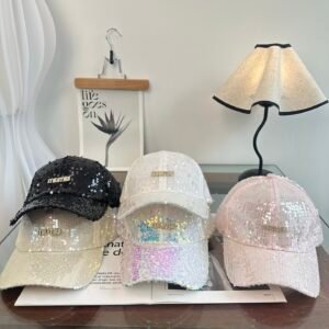 oMIUMIUo Hats 0570
