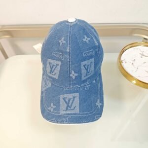 oLVo Hats 0027