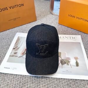 oLVo Hats 0217