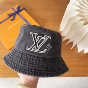 oLVo Hats 0228