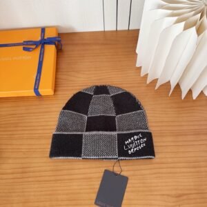 oLVo Hats 0255