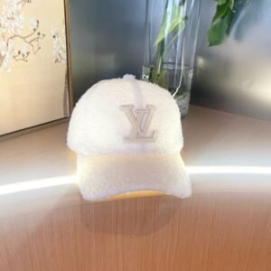 oLVo Hats 0266