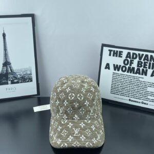 oLVo Hats 0284