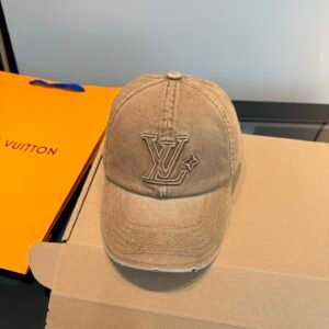 oLVo Hats 0296