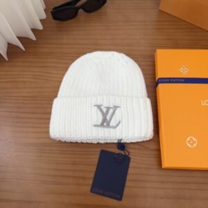 oLVo Hats 0314
