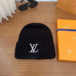 oLVo Hats 0315