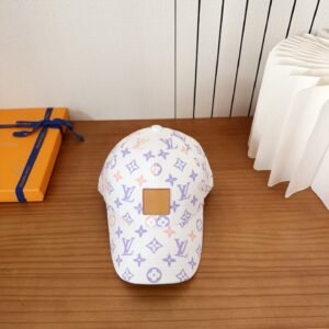 oLVo Hats 0319