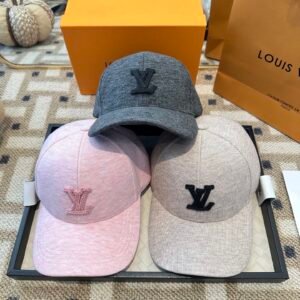 oLVo Hats 0320
