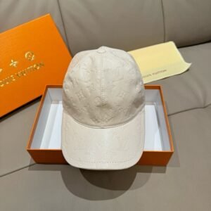 oLVo Hats 0341