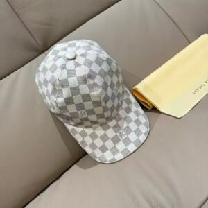 oLVo Hats 0342