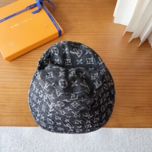 oLVo Hats 0356