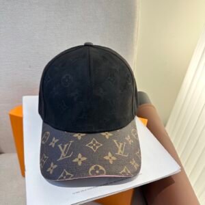 oLVo Hats 0378