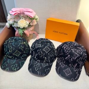 oLVo Hats 0386