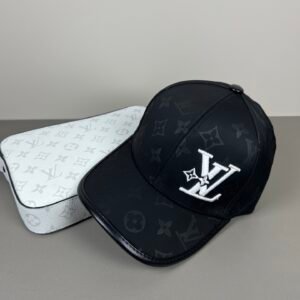 oLVo Hats 0408