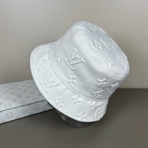 oLVo Hats 0410
