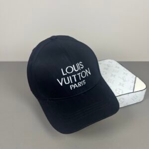 oLVo Hats 0418