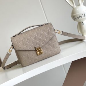 aoLVo Bags The Premium Quality 001